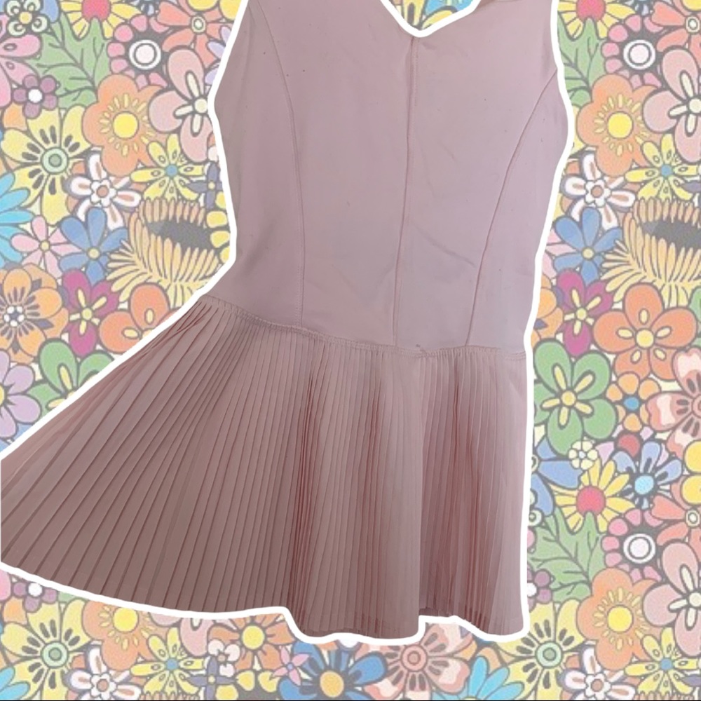 Baby Pink Pleated Lululemon Top - Picture 2 of 4